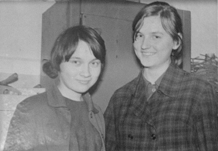 1971 год слева направо Ольга Селигель и Татьяна Маркитан