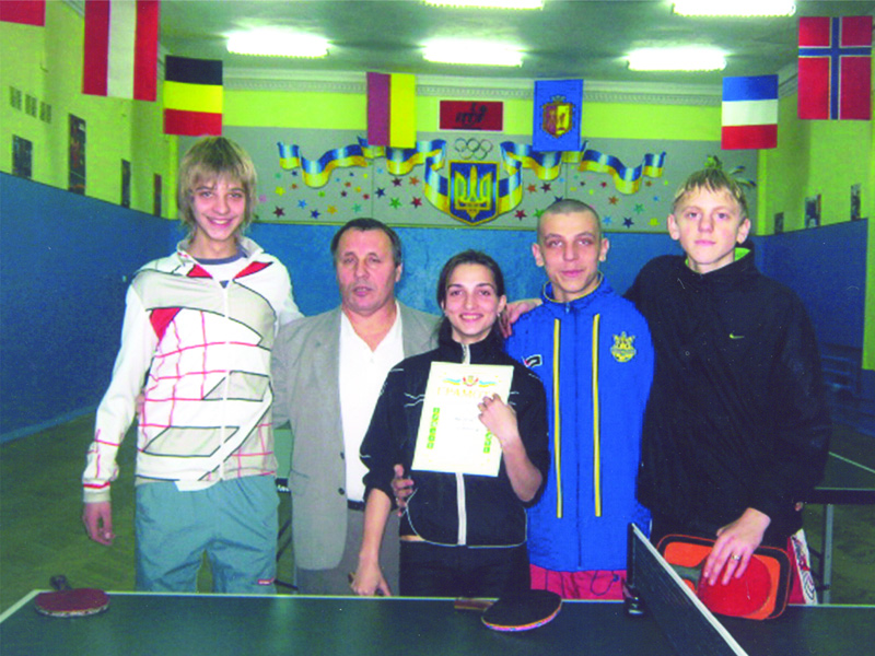 Збірна метколеджу з настільного тенісу 2009