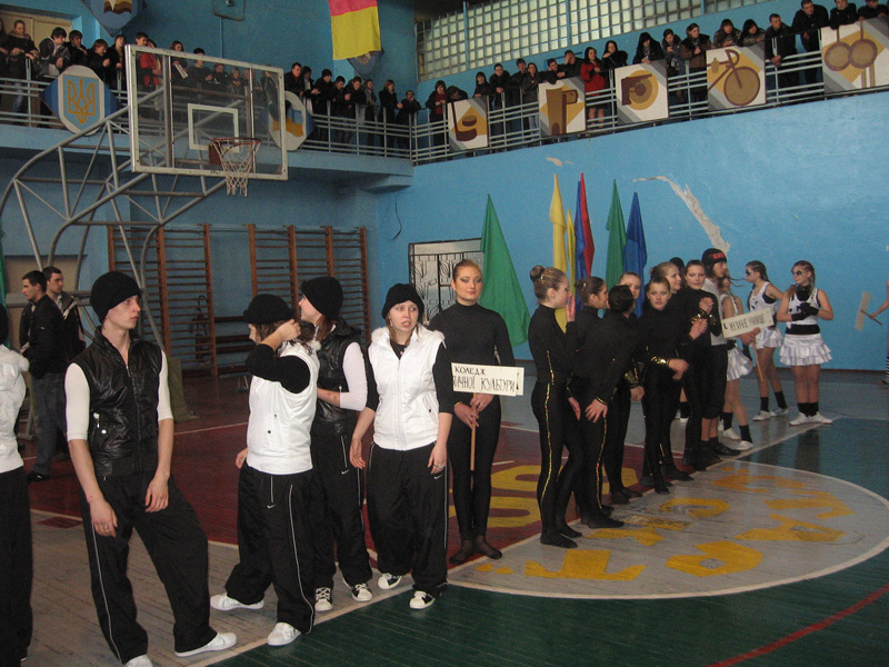 Змагання з естетичної гімнастики команда ДКФВ 12 березня 2009