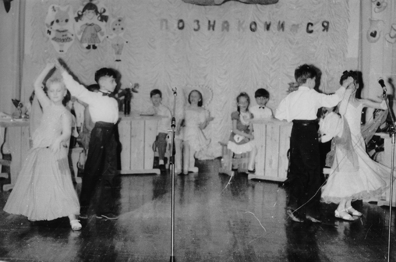 3 танцюють вихованці тренерів Сергія і Олени Сокол