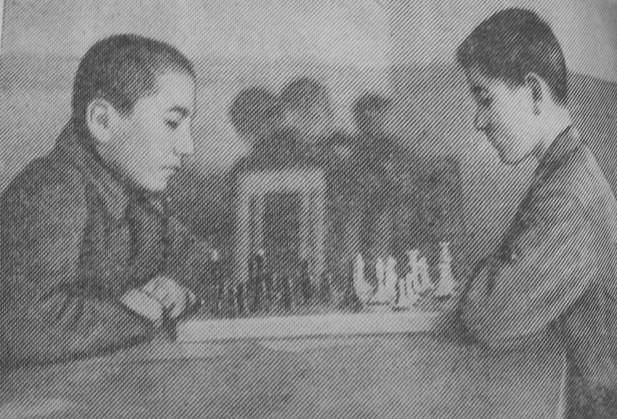 1952_9_июля_Шахматы_Фото.JPG