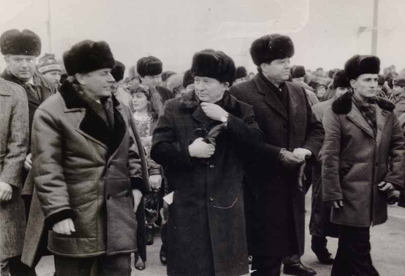 Шершнев Кучма и Лазаренко во время открытия мостового перехода через Днепр 26 декабря 1994